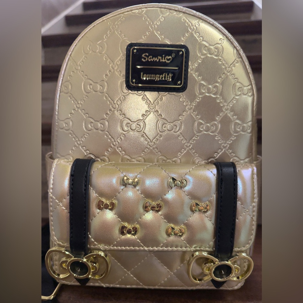 ✅ Loungefly Sanrio Hello Kitty 50th Anniversary Metallic Gold Mini Backpack
